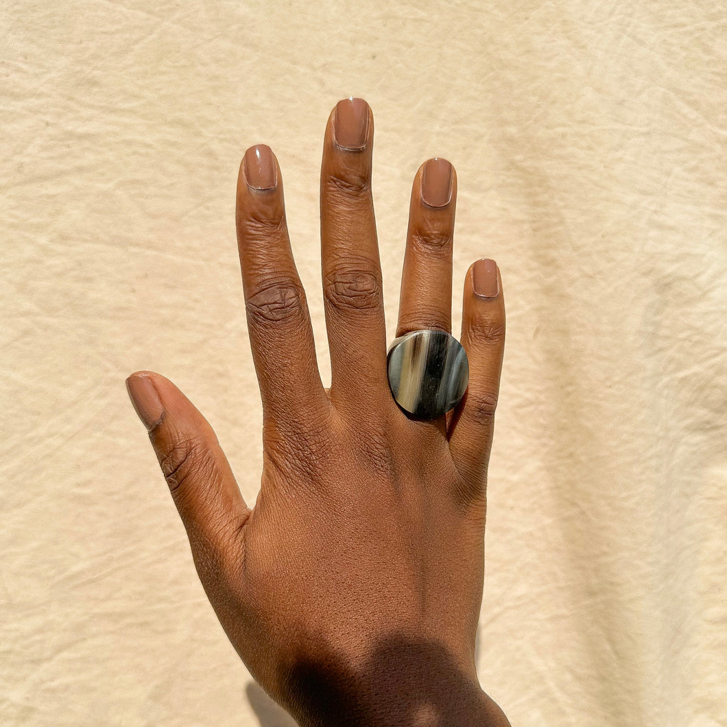 Medium Horn Ring