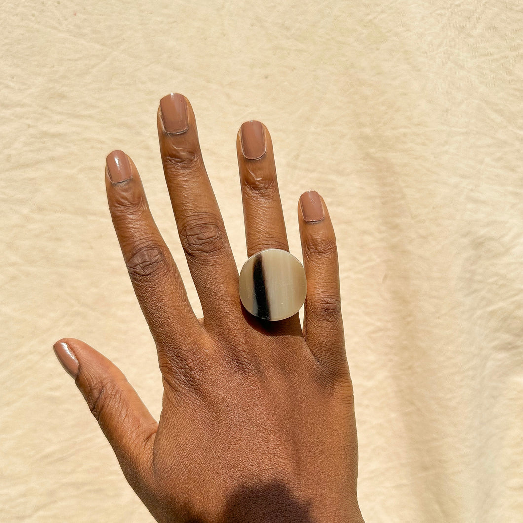 Medium Horn Ring